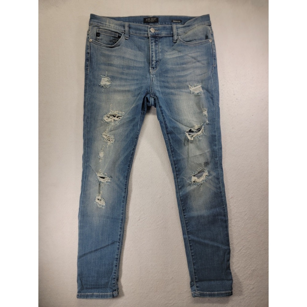 Judy Blue Skinny Fit Jeans Womens‎ Size 15/32 Distressed Mid Rise Blue JB8261MD